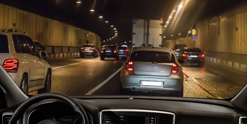 Dans un tunnel, gardez vos distances