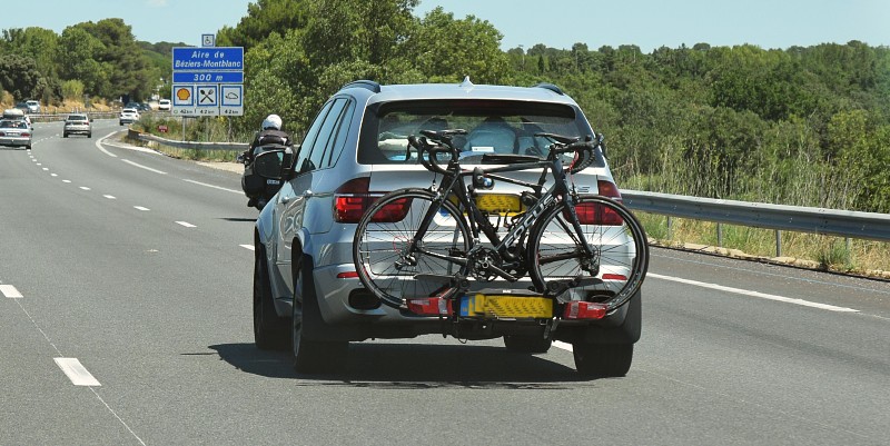 Peut-on rouler à 130km/h avec un porte-vélo ?
