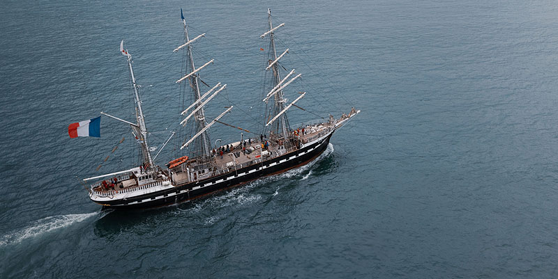 Le Belem est au port d'Antibes