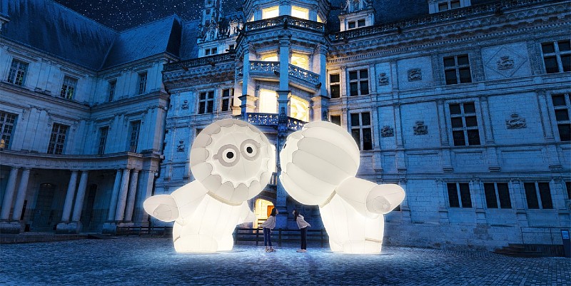 Des géants illuminent Blois