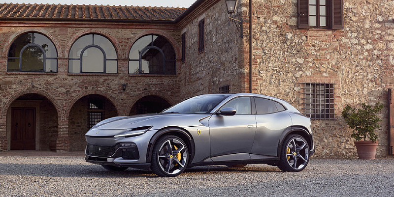 Ferrari Purosangue : SUV dans la neige