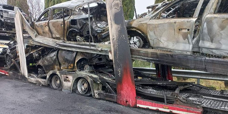 Incendie d'un poids lourd sur l'autoroute A9 dans la région de Nîmes