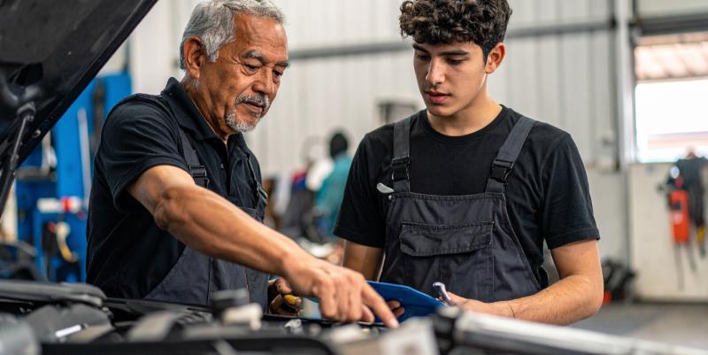 Stage de Troisième : un déclic décisif pour les futurs professionnels de l’auto