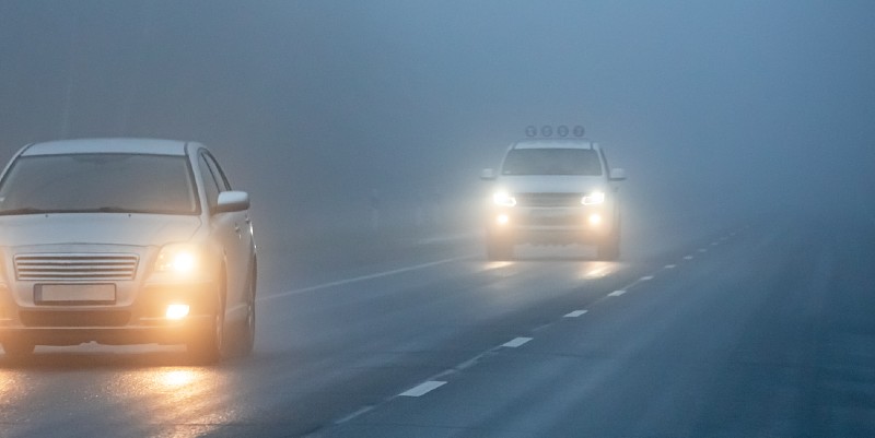 Brouillard : visibilité très réduite, vitesse très réduite