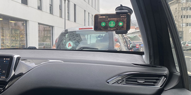 Driiven lance Flashback, l'assistant vidéo pour les auto-écoles