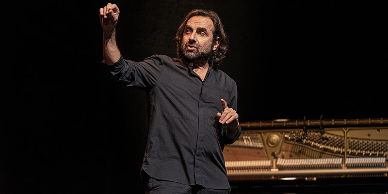 André Manoukian, le pianiste qui nous fait aimer l'histoire de la musique