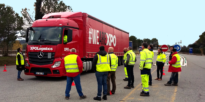 Echanges entre professionnels de l'autoroute