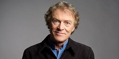 Christophe Hondelatte, du fait divers au podcast et à la scène