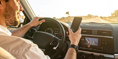 Les Landes inaugurent une sanction radicale contre l’usage du téléphone au volant.